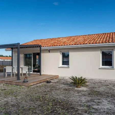 Maison Moderne A 6 Km De Mimizan Pour 6 Personnes, Menage Inclus - Fr-1-50-156 *